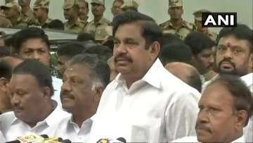 KCR flies to Tamil Nadu, pays last respects to Karunanidhi