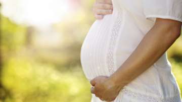 Pregnant women with heart disease should give birth before 40 weeks