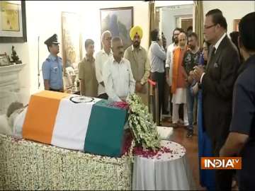 India TV Chairman Rajat Sharma paying his last respects to Atal Bihari Vajpayee