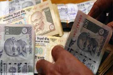 Rupee to average at 69 per USD this fiscal