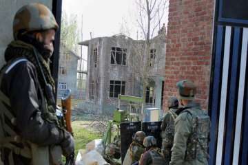 Grenade attack at CRPF camp in Pulwama 