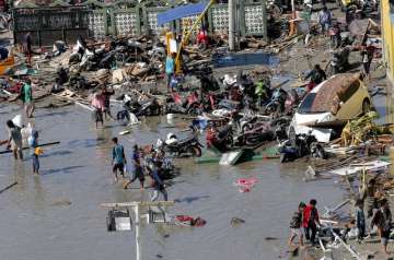 Indonesian Vice President Jusuf Kalla said that the final number of the dead could be in thousands.