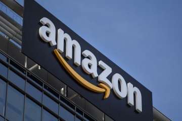 Amazon employs approximately 560,000 people worldwide.
