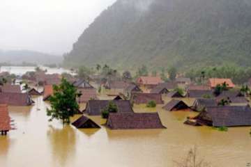 13 killed in Vietnam floods 