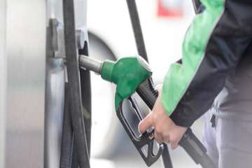 Petrol prices reached an all-time high of Rs 89.69 in Mumbai whereas the diesel prices stood at Rs 78.42 in the financial capital.
?