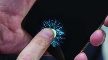 in-display fingerprint sensor in iphones