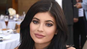 Kylie Jenner gets pulled over by police