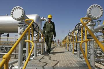 Iran to continue supplying oil to India 