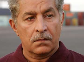  Dalip Tahil arrested for drunk driving and hitting auto-rickshaw