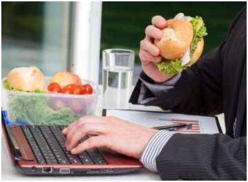 Say no to stress-eating to maintain healthy office lifestyle