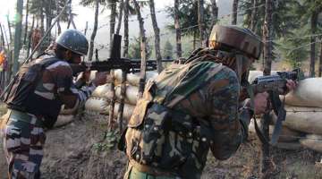 J&K: Suspected militants open fire on police personnel on highway
