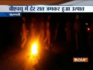 Varanasi: BHU students, junior doctors violent clash leaves six injured