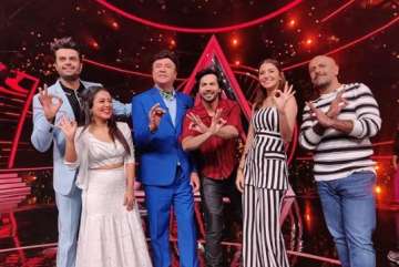 Sui Dhaaga actors on the sets of Indian Idol