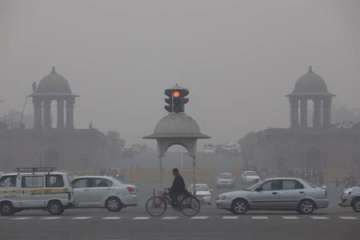 Delhi's air quality keeps dipping