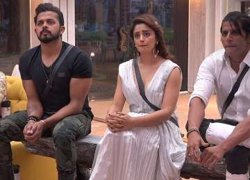 Bigg Boss 12 October 6 LIVE Updates