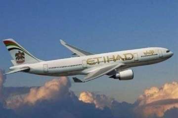 Etihad flight emergency landing Mumbai