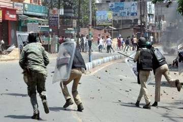 Clashes erupt in Jharkhand's Palamu