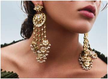 Festive fashion tips for women, maatha pattis and body jewelry are on the rise