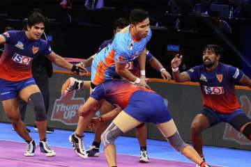 PKL 2018: Dabang Delhi beat Bengal Warriors 39-30