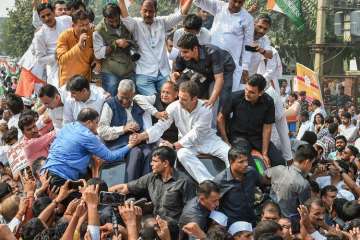 rahul gandhi cbi protests 