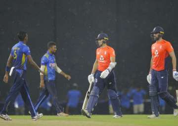 Sri Lanka win 5th ODI but England clinch series 3-1