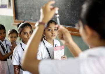 Delhi govt planning measles-rubella vaccination campaign in schools