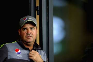 Coach Arthur seeks help from sports psychologist to fix Pakistan's 'pressure' problem