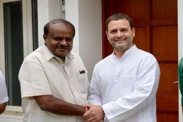 Kumaraswamy with Rahul Gandhi