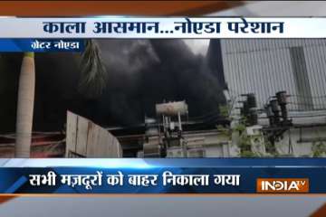 Massive fire breaks out at company in Greater Noida