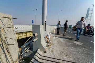 Delhi Signature Bridge accident