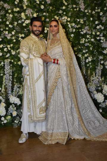 Deepika Padukone And Ranveer Singh Look Every Bit Royal As They Kickstart  Their Wedding Reception - HungryBoo