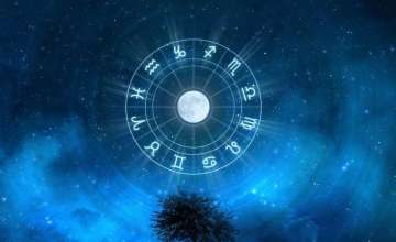 Today's Horoscope, Daily Astrology, Zodiac Sign for Monday, November 20, 2018