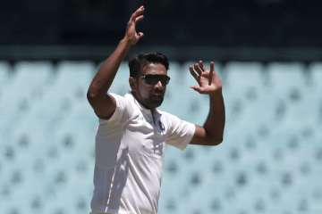 Ravichandran Ashwin's injury could unsettle India, feels Michael Hussey