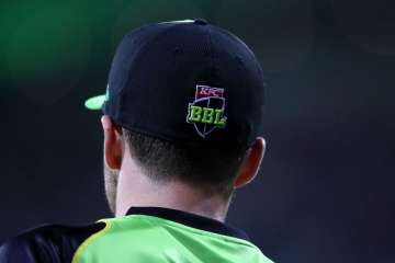 Australia's Big Bash League dispenses with coin toss; will flip bat