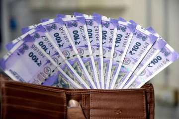 Rupee dollar exchange rate today