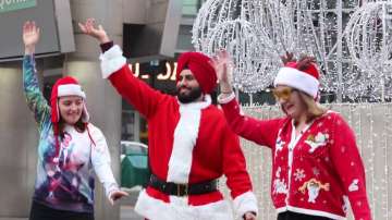 Punjabi Santa Claus spreads cheer on snow-clad streets of Canada before Christmas