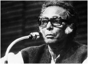  Legendary Bengali filmmaker Mrinal Sen passes away at 95