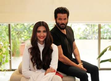 Sonam Kapoor wishes dad Anil Kapoor on birthday with BTS picture