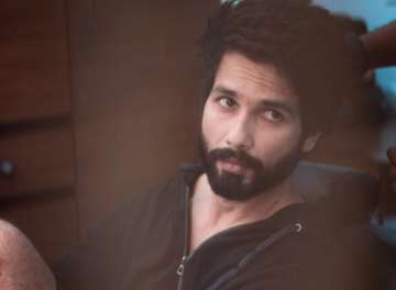 Shahid Kapoor diagnosed with Stomach Cancer