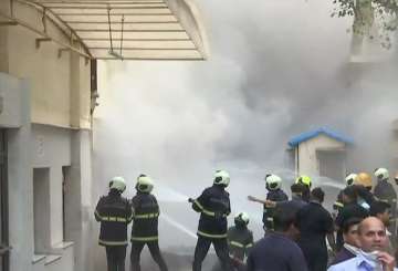 Fire breaks out at Sadhana House in Worli
