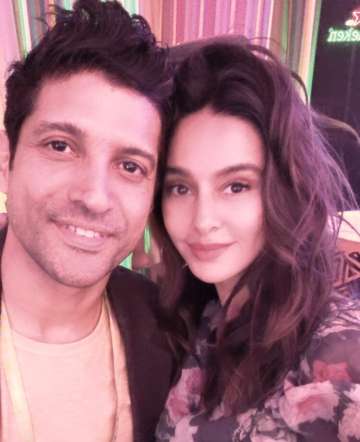 Shibani Dandekar’s cutest birthday wish for Farhan Akhtar