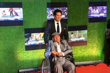 Cricket fraternity pays tribute to Sachin Tendulkar's coach Ramakant Achrekar