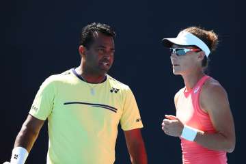 Leander Paes-Samantha Stosur crash out of Australian Open mixed doubles