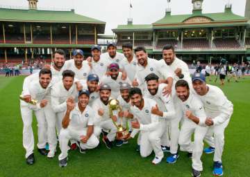 Top Pakistan cricketers laud Indian team's triumph in Australia