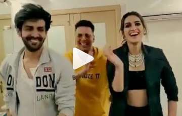  Kartik Aaryan, Kriti Sanon