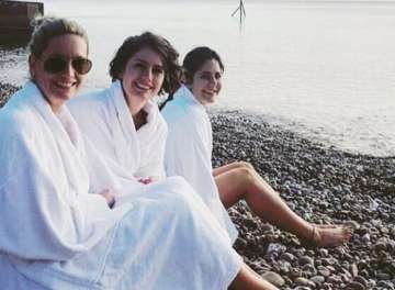 Katrina Kaif goes swimming with sisters in 0 degrees, comes out shivering