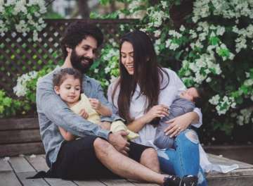 Mira Kapoor shares cutest family picture with husband Shahid Kapoor and kids Misha, Zain