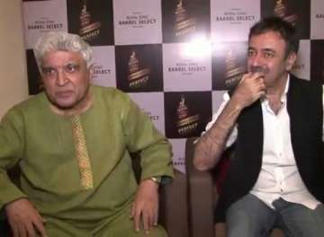 Javed Akhtar claims Rajkumar Hirani to be among 'most decent' people in his book