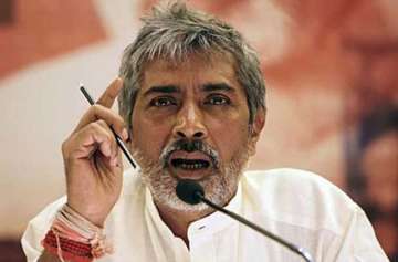 Political films don't influence?outcome?of elections: Prakash Jha