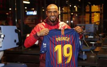 FC Barcelona sign Kevin-Prince Boateng until end of the season